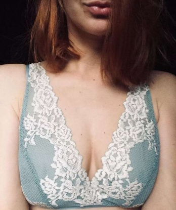 Анкета проститутки Варя - город Ытык-Кюёль, 29 лет, №7040